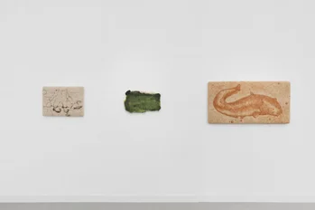 24Graysc Frieze Giannimahatten Web2 4 811036